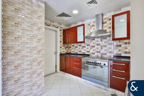 Купить виллу в Springs 4, The Springs, Дубай: 3 спальни, 210м², № 75298 - фото 7