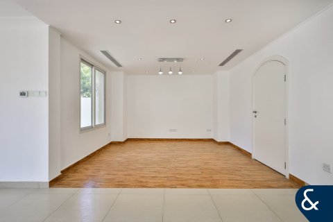 Купить виллу в Springs 4, The Springs, Дубай: 3 спальни, 210м², № 75298 - фото 5