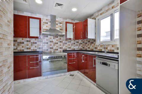 Купить виллу в Springs 4, The Springs, Дубай: 3 спальни, 210м², № 75298 - фото 6