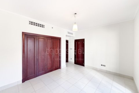 Appartement à Old Town, Dubai, 2 chambres, 112.4 m², № 13732 - photo 17