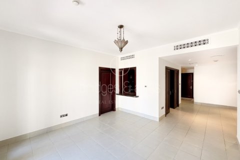 Appartement à Old Town, Dubai, 2 chambres, 123.7 m², № 13733 - photo 1