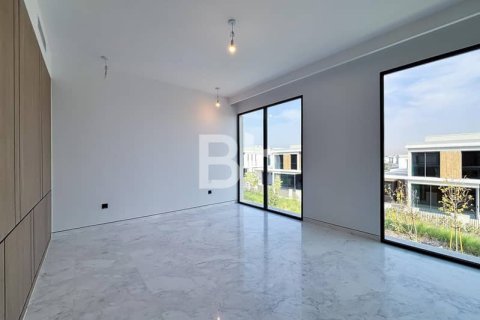 Villa en Tilal Al Ghaf, Dubai, 5 dormitorios, 580 m², № 24294 - foto 8