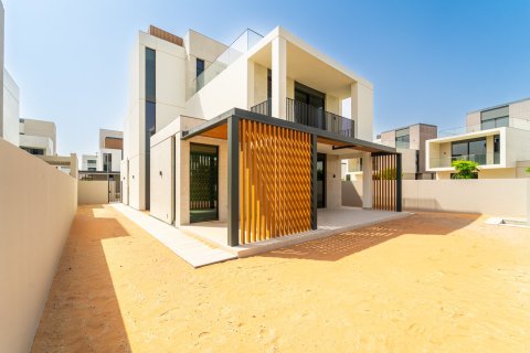 Villa à Dubai, 4 chambres, 436 m², № 105724 - photo 2