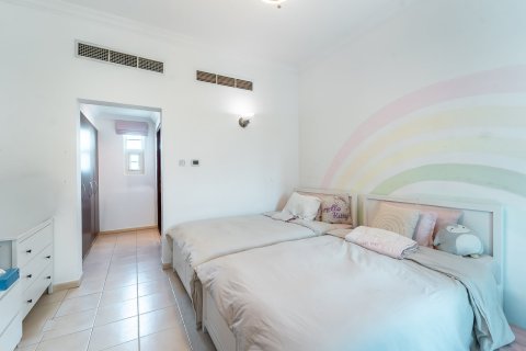 Villa à Jumeirah Islands, Dubai, 4 chambres, 488 m², № 105721 - photo 18
