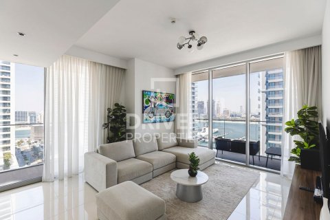 Apartment in EMAAR Beachfront, Dubai Harbour, Dubai 2 bedrooms, 121.15 sq.m. № 127853