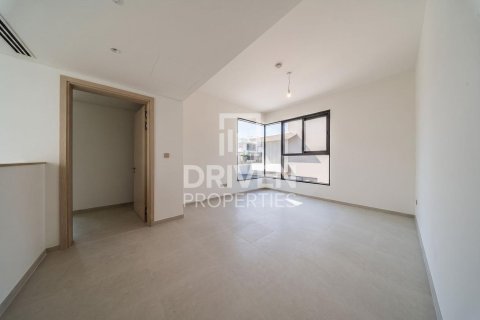 Villa in Jebel Ali, Dubai 4 bedrooms, 629.98 sq.m. № 127855 - photo 5