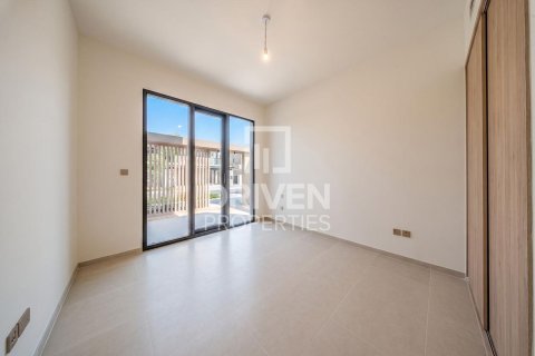 Villa in Jebel Ali, Dubai 4 bedrooms, 629.98 sq.m. № 127855 - photo 4