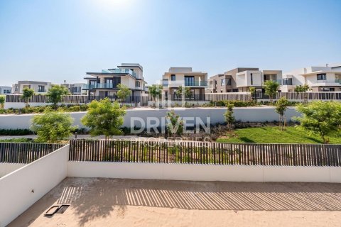 Villa in Jebel Ali, Dubai 4 bedrooms, 629.98 sq.m. № 127855 - photo 23