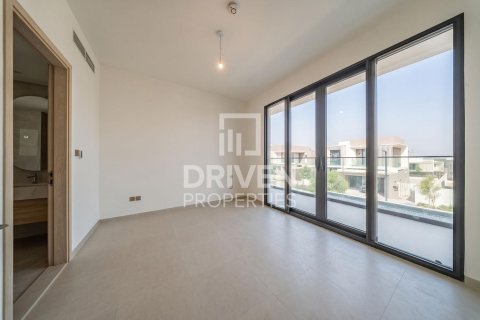 Villa in Jebel Ali, Dubai 4 bedrooms, 629.98 sq.m. № 127855 - photo 8