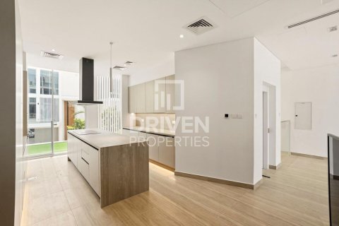Maison de ville à Al Barari, Dubai, 4 chambres, 179.77 m², № 127857 - photo 17