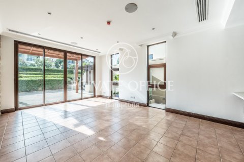 Villa en Hillside at Jumeirah Golf Estates, Jumeirah Golf Estates, Dubai, 5 dormitorios, 690.45509600 m², № 14139 - foto 26