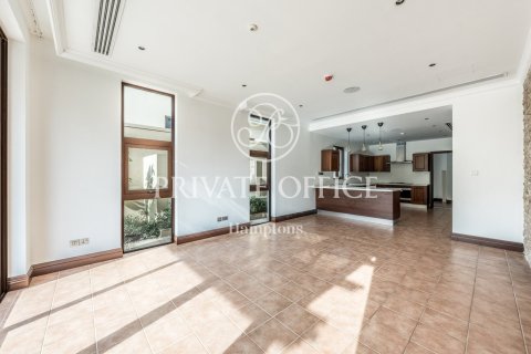 Villa en Hillside at Jumeirah Golf Estates, Jumeirah Golf Estates, Dubai, 5 dormitorios, 690.45509600 m², № 14139 - foto 23