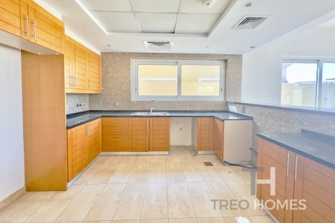 Villa à Legacy, Jumeirah Park, Dubai, 4 chambres, 386 m², № 14111 - photo 17