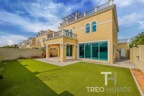 Villa à Legacy, Jumeirah Park, Dubai, 4 chambres, 386 m², № 14111 - photo 1