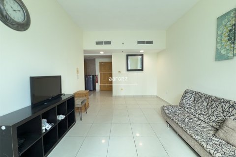 Appartement à Jumeirah Lake Towers, Dubai, 2 chambres, 104.4 m², № 55437 - photo 1