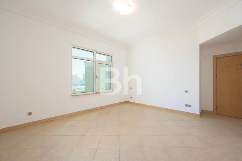Снять в аренду квартиру в Пальме Джумейре, Дубай: 2 спальни, 147м², № 21558 - фото 14