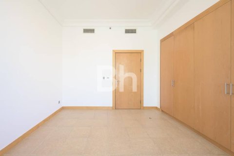 Снять в аренду квартиру в Пальме Джумейре, Дубай: 2 спальни, 147м², № 21558 - фото 11