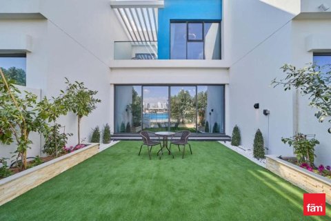 Townhouse in Dubai 3 bedrooms, 144 sq.m. № 113755 - photo 22