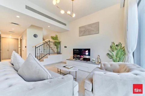 Townhouse in Dubai 3 bedrooms, 144 sq.m. № 113755 - photo 2