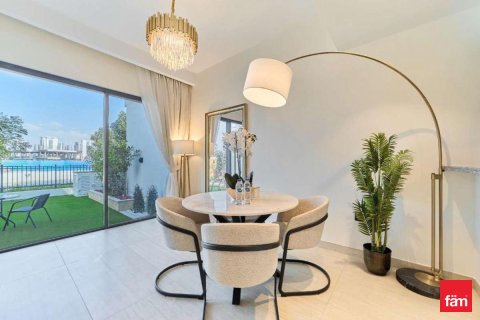 Townhouse in Dubai 3 bedrooms, 144 sq.m. № 113755 - photo 13
