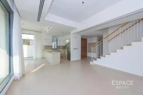 Villa in Dubai Hills Estate, Dubai 5 bedrooms, 251 sq.m. № 122480 - photo 7
