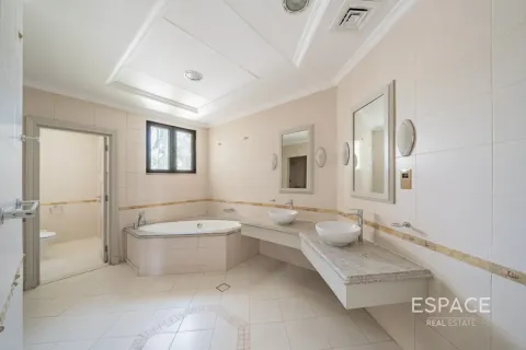 Купить виллу в Пальме Джумейре, Дубай: 5 спален, 511м², № 122482 - фото 10