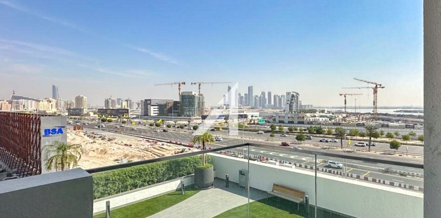 Квартира в Dubai Healthcare City, Дубай, 2 спальни, 70м², № 85234