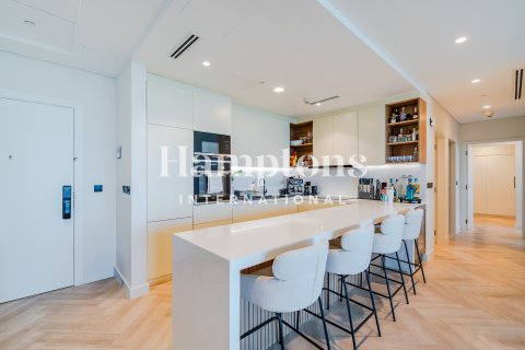 Apartment in The Hills A, The Hills, Dubai 3 bedrooms, 165.73895200 sq.m. № 85230 - photo 2