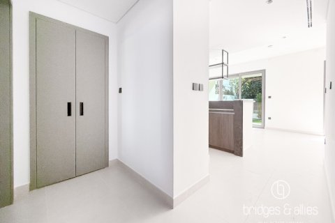 Villa en Tilal Al Ghaf, Dubai, 3 dormitorios, 144 m², № 83977 - foto 4
