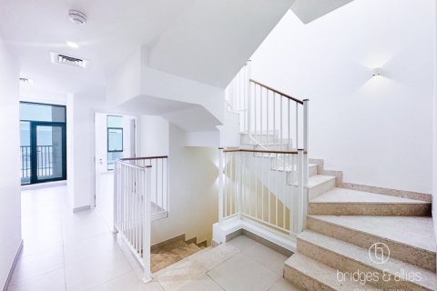 Villa en Dubai South (Dubai World Central), Dubai, 3 dormitorios, 324 m², № 83975 - foto 9