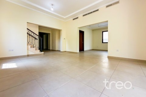 Villa in Lila, Arabian Ranches 2, Dubai 5 bedrooms, 432 sq.m. № 119757 - photo 2