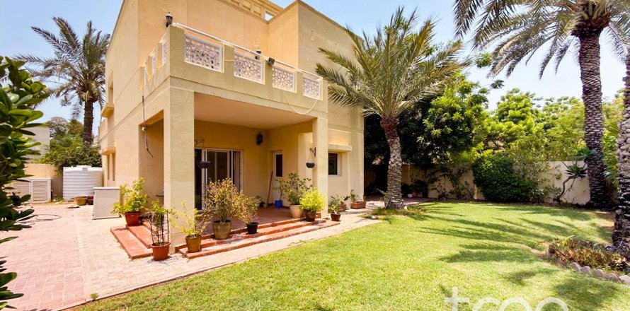 Вилла в Meadows 8, Meadows, Дубай, 3 спальни, 51.75м², № 119763