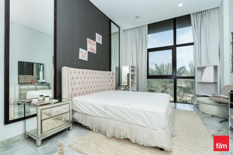 Villa à Dubai, 5 chambres, 866.7 m², № 94685 - photo 17