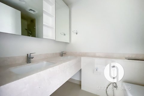Villa in Dubai Hills Estate, Dubai 5 bedrooms, 277 sq.m. № 114168 - photo 20