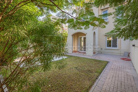 Villa en Dubai, 2 dormitorios, 254.3 m², № 95451 - foto 3