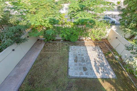 Villa en Dubai, 2 dormitorios, 254.3 m², № 95451 - foto 17