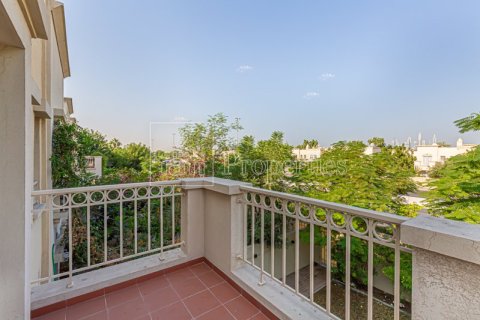 Villa en Dubai, 2 dormitorios, 254.3 m², № 95451 - foto 8