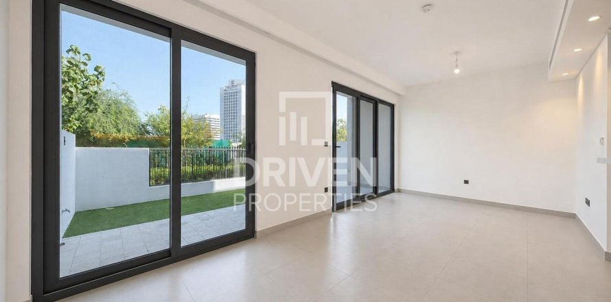 Townhouse in Tilal Al Ghaf, Dubai 3 bedrooms, 144.37 sq.m. № 127793