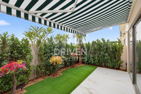 Townhouse in Jumeirah Golf Estates, Dubai 3 bedrooms, 138.33 sq.m. № 127792 - photo 3