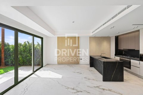 Townhouse in Jumeirah Golf Estates, Dubai 3 bedrooms, 138.33 sq.m. № 127792 - photo 5