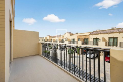 Townhouse in Jumeirah Golf Estates, Dubai 3 bedrooms, 138.33 sq.m. № 127792 - photo 22