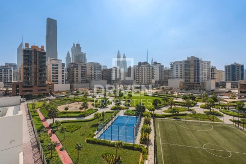 Квартира в Аль-Сатве, Дубай, 2 спальни, 102.29м², № 127790