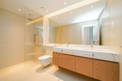 Снять в аренду квартиру в La Mer, Джумейра, Дубай: 2 спальни, 118м², № 99676 - фото 16