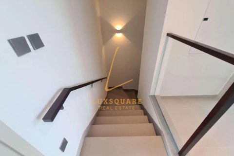 Снять в аренду виллу в Joy, Arabian Ranches 3, Дубай: 3 спальни, 128м², № 99675 - фото 4