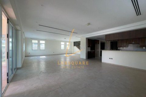 Villa in Jumeirah Park, Dubai 3 bedrooms, 741 sq.m. № 99678 - photo 6