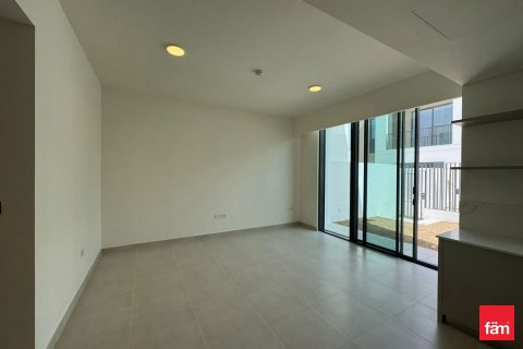 Villa en Dubai, 3 dormitorios, 144.8 m², № 94629