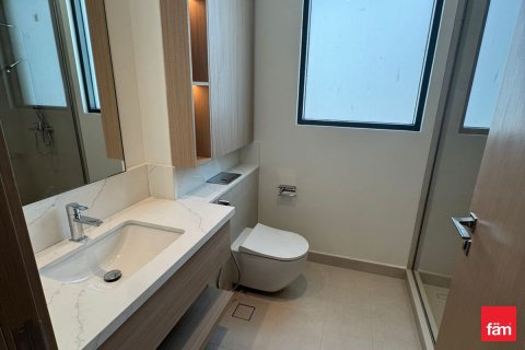 Снять в аренду виллу в Дубае: 3 спальни, 144.8м², № 94629 - фото 10