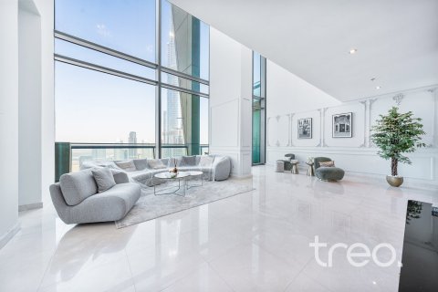 Ático en Burj Khalifa, Dubai, 5 dormitorios, 799.52 m², № 119272 - foto 3
