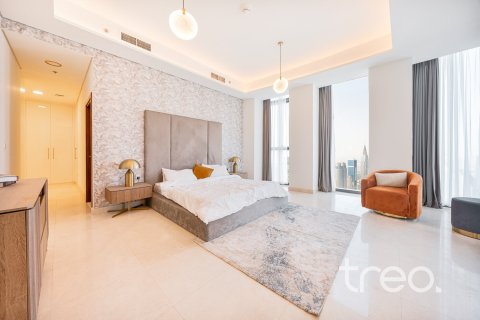 Ático en Burj Khalifa, Dubai, 5 dormitorios, 799.52 m², № 119272 - foto 16
