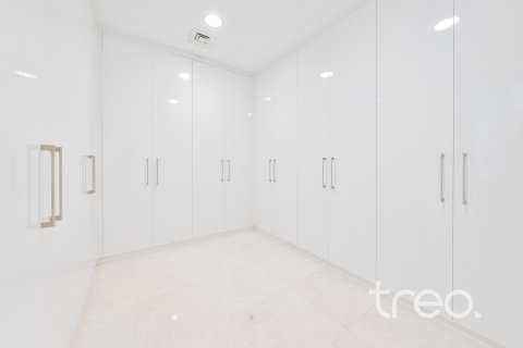 Ático en Burj Khalifa, Dubai, 5 dormitorios, 799.52 m², № 119272 - foto 17